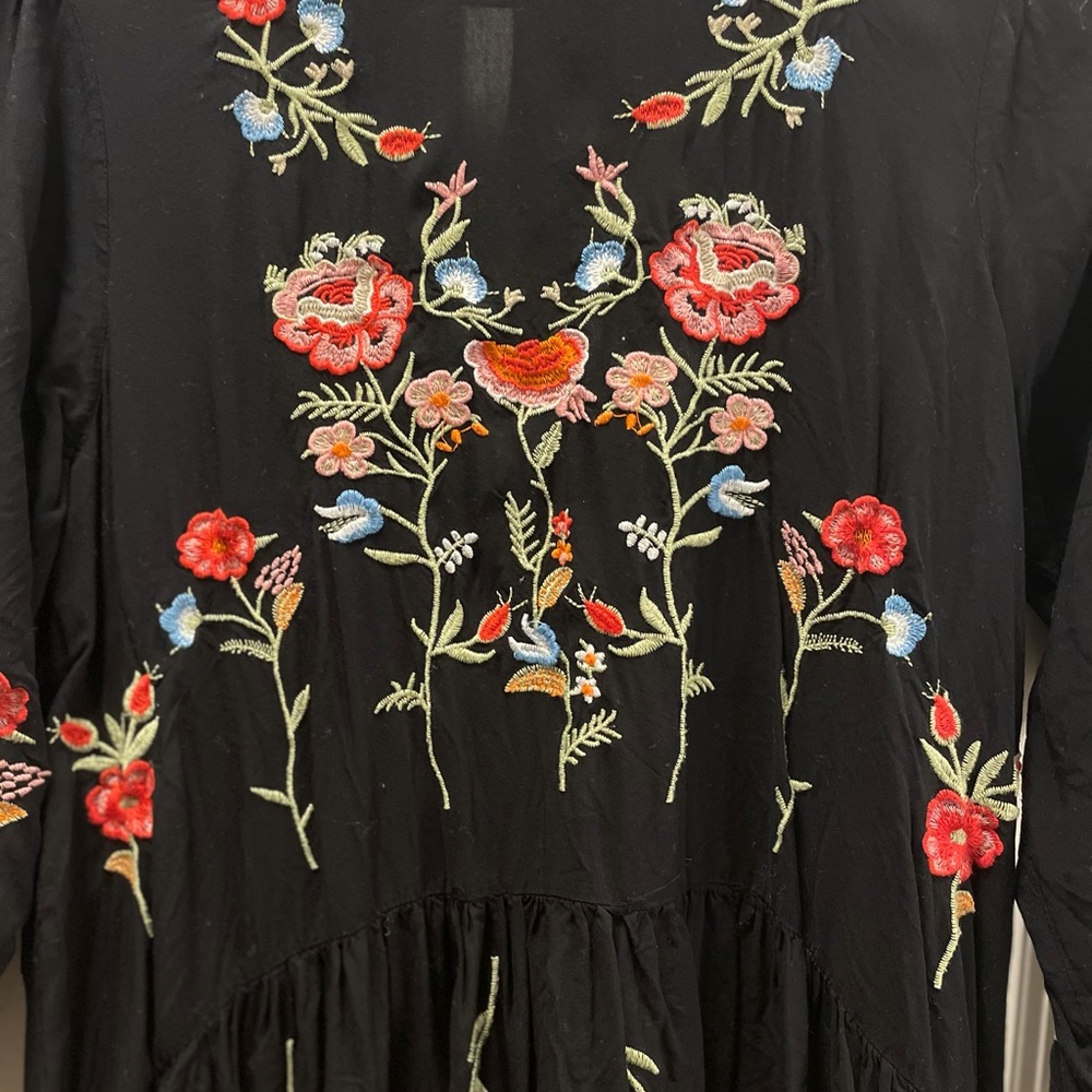 Chic Wish Embroidered Dress - Picture 2 of 4